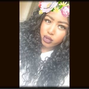 Meet your Posher, Naomi